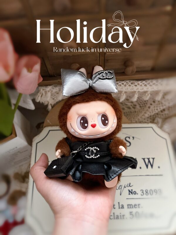 LABUBU 17 - centimeter Vinyl Pendant Doll's Changeable Clothing - Image 3