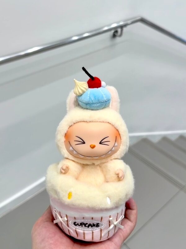 Labubu Cake Set Clothes - Image 4