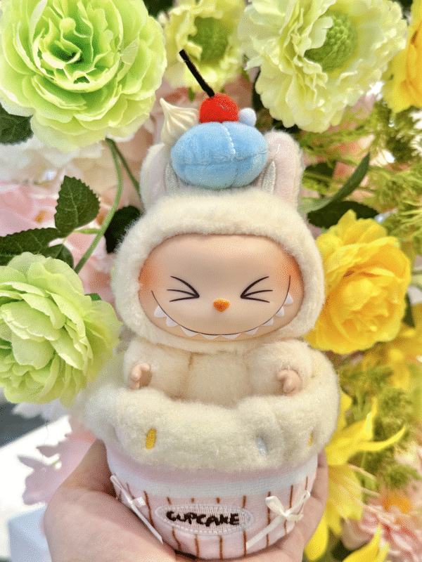 Labubu Cake Set Clothes - Image 2