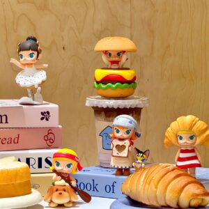 Molly Carb-Lover Series Figures