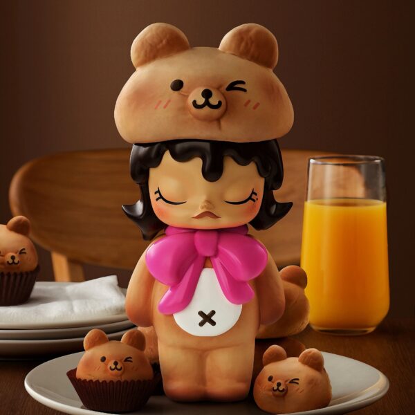 Molly Carb-Lover Series Figures - Image 2