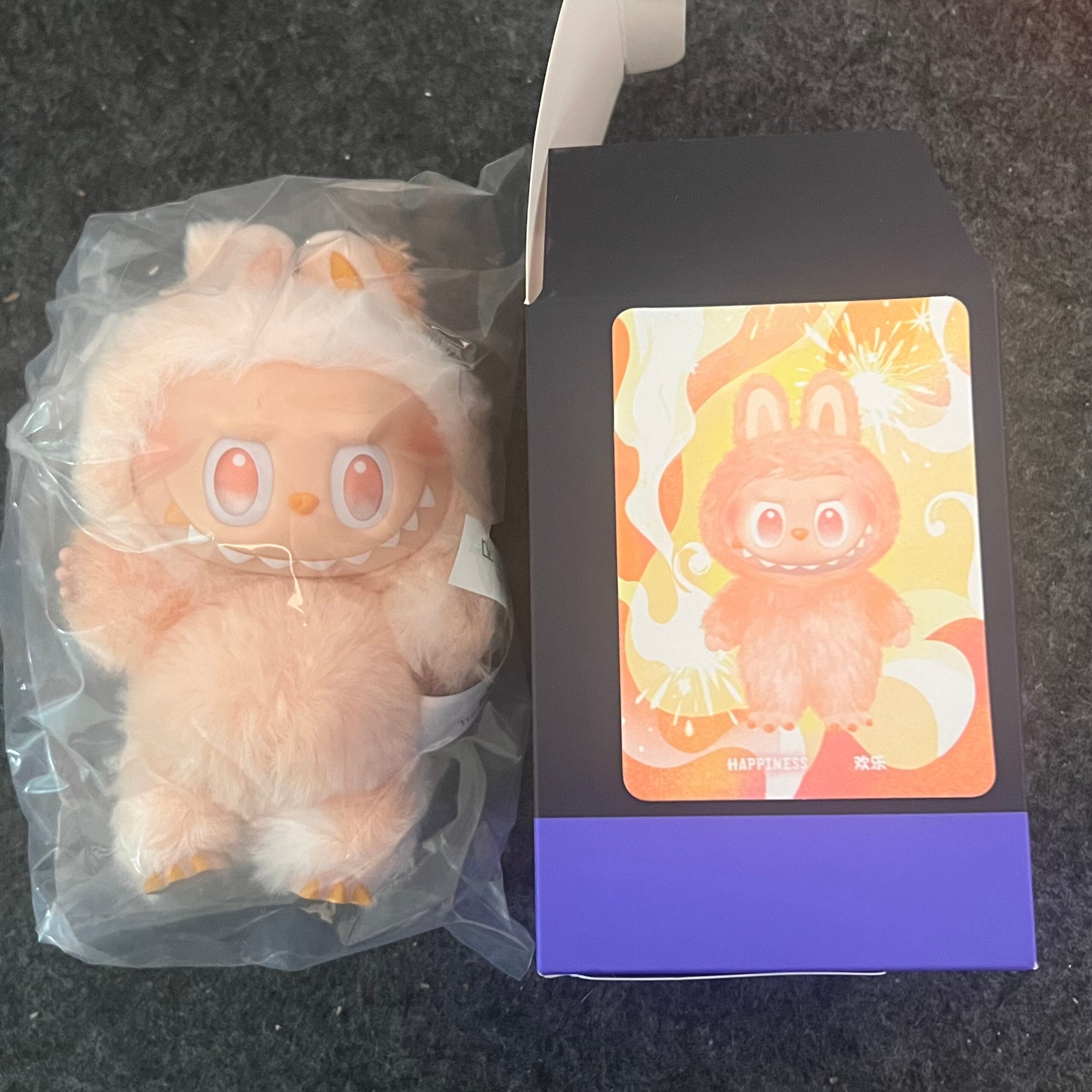 THE MONSTERS BIG INTO ENERGY SERIES - Vinyl pendant blind box - Image 14