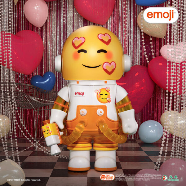 MEGA SPACE MOLLY 100% × Emoji Series - Image 6