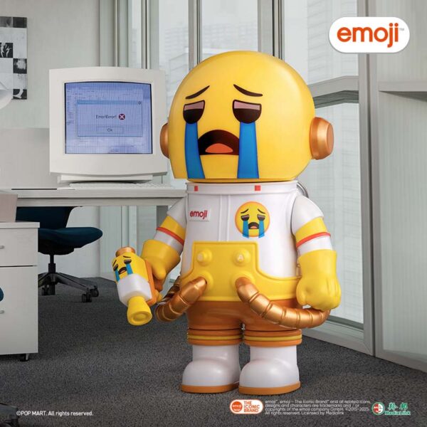 MEGA SPACE MOLLY 100% × Emoji Series - Image 7