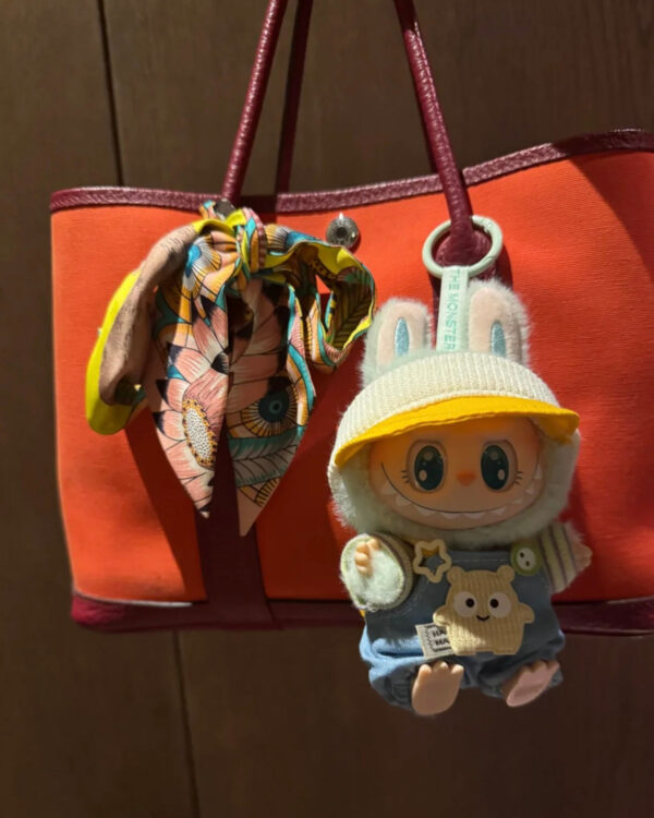 Labubu Spring Tour Doll Clothes Set - Image 5