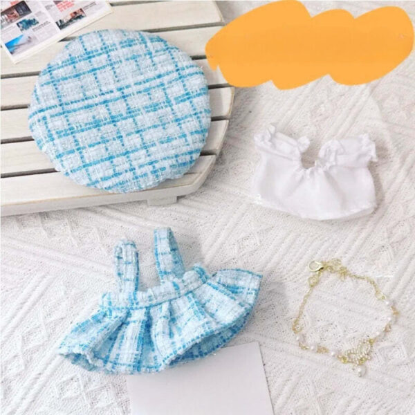 Labubu Paris Outfit - Image 3